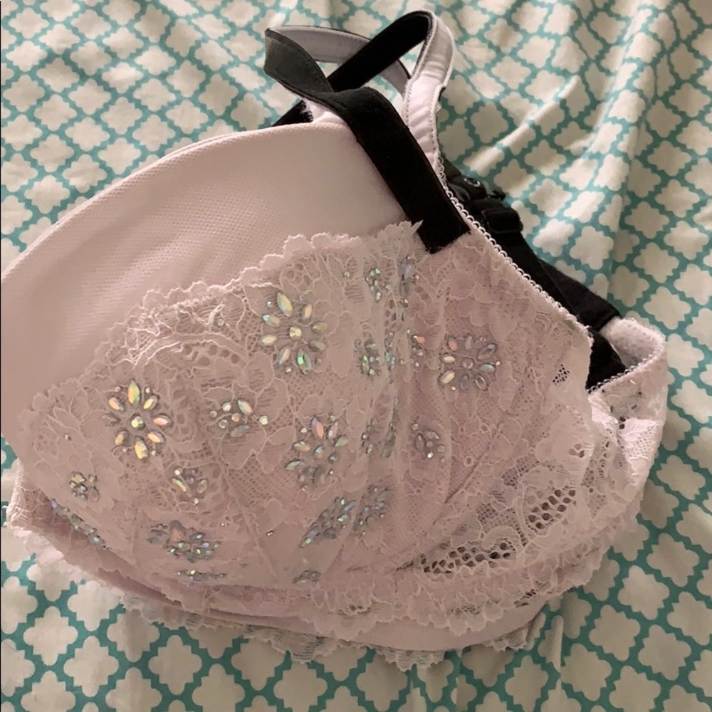 Victoria’s Secret dream angels bra 34DDD